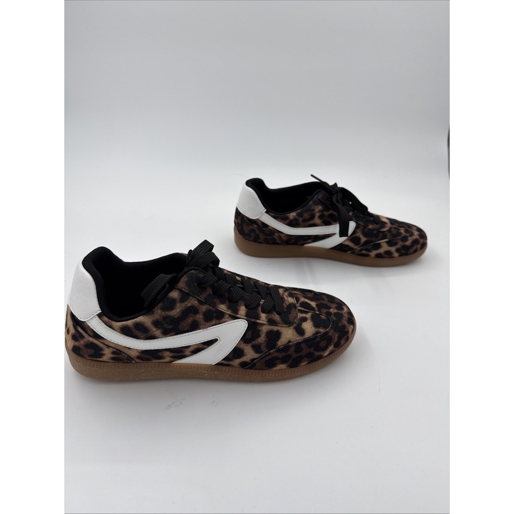 DV Dolce Vita Women's Sneaker Voyage Leopard Fashion Suede Size 9 1/2 9.5 - Picture 2 of 8